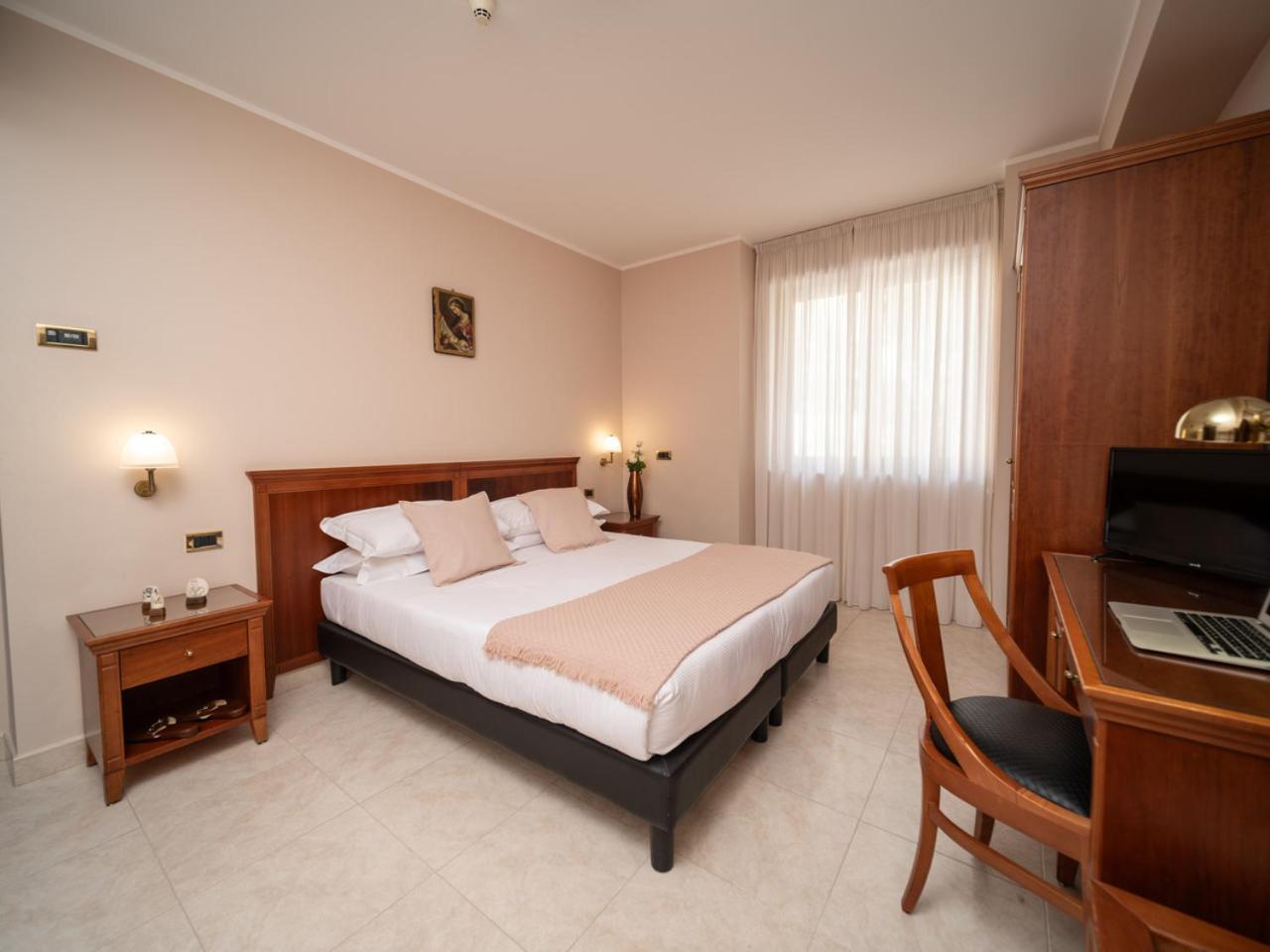 Hotel San Pio San Giovanni Rotondo Zewnętrze zdjęcie